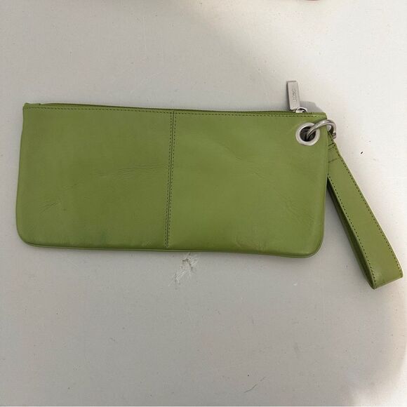 Hobo green wallet wristlet. Like new - Picture 2 of 6